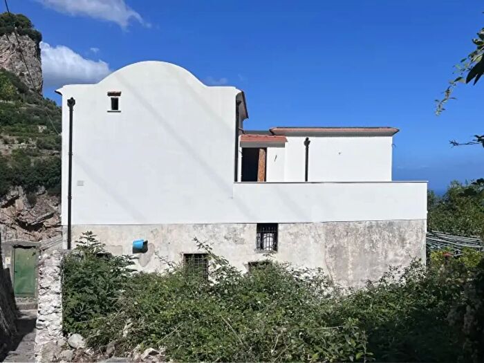 Casa quadrilocale in vendita in Via Fiume, Scala