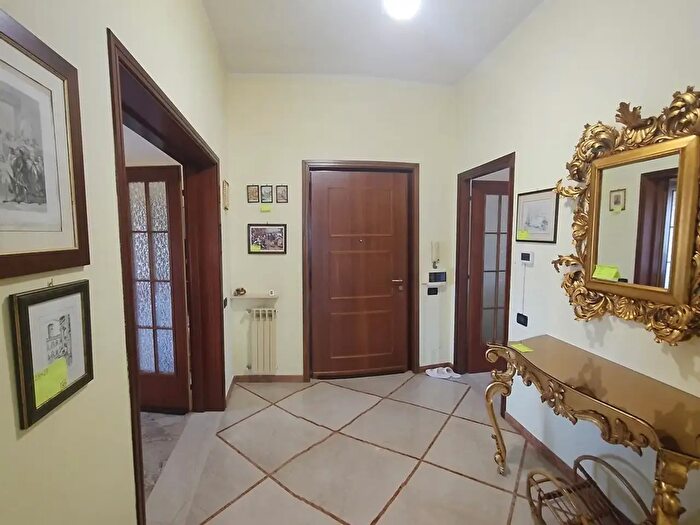 Appartamento quadrilocale in vendita in Via IV Novembre, Spinadesco