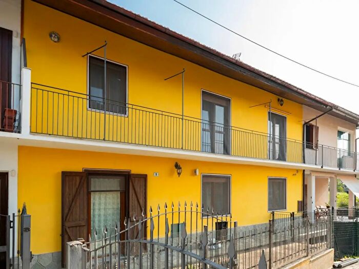 Casa con 10 locali in vendita in Cascina Usseglio, Trana