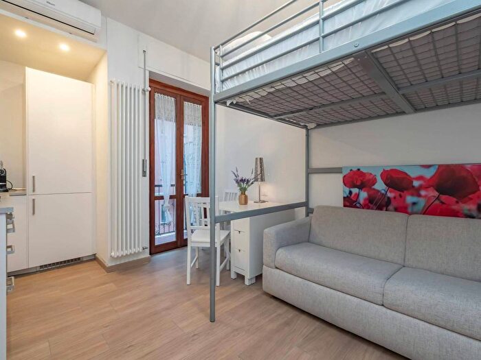 Appartamento monolocale in affitto in Viale Lucania, Corvetto, Milano