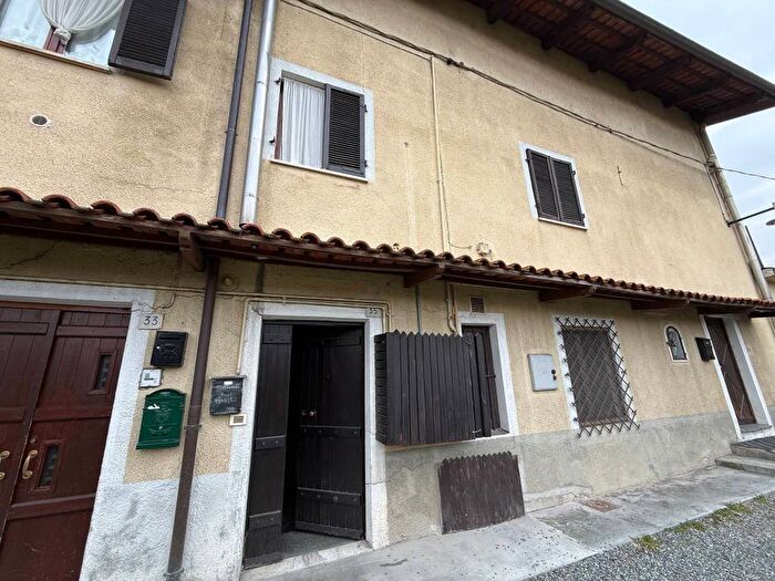 Case in Vendita e in Affitto - 2