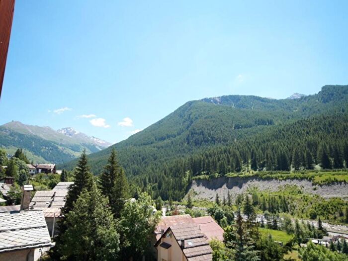 Casa quadrilocale in affitto in Via Cesana, Rollieres, Sauze di Cesana