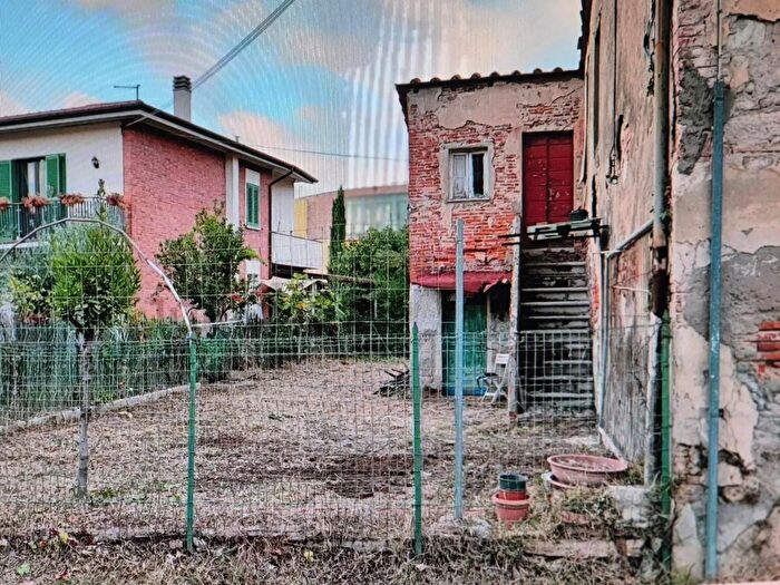 Casa in vendita in Montecatini Terme