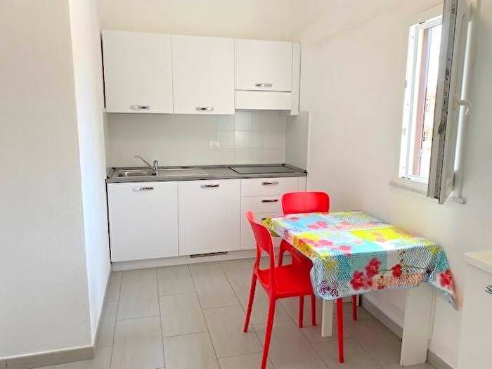 Appartamento bilocale in affitto in via Colombo, Centro, Follonica