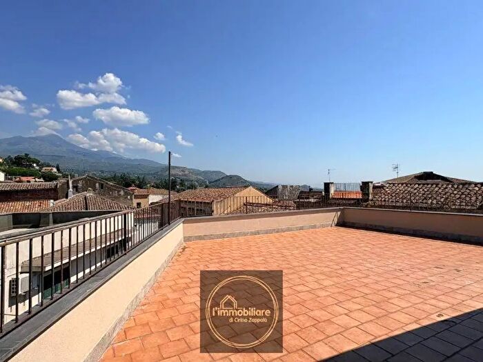 Appartamento con 5 locali in vendita in Corso Ssicilia, Trecastagni