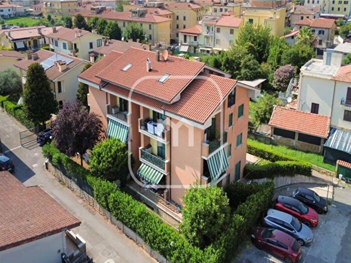 Appartamento trilocale in vendita in Vicolo Santa Maria, Centro, Palestrina