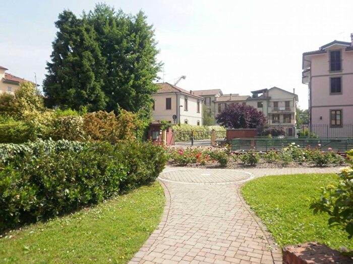 Appartamento trilocale in affitto in viale Assunta, Centro, Cernusco sul Naviglio