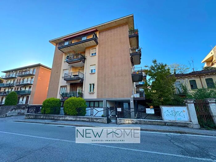 Appartamento quadrilocale in vendita in Via Monte Ortigara, Verona