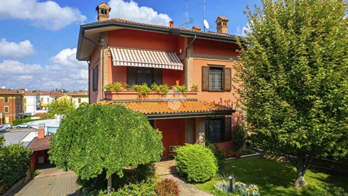 Casa con 5 locali in vendita in Via Nazionale, Maranello