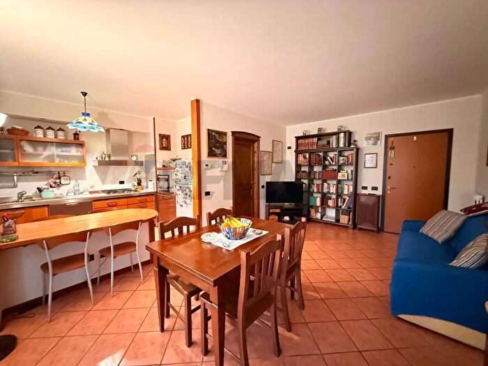 Appartamento bilocale in vendita in Via Cesare Battisti, Melegnano