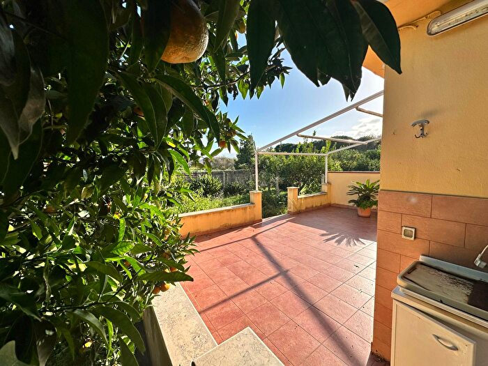 Appartamento con 5 locali in vendita in Via Ragusa, Barcellona Pozzo Di Gotto