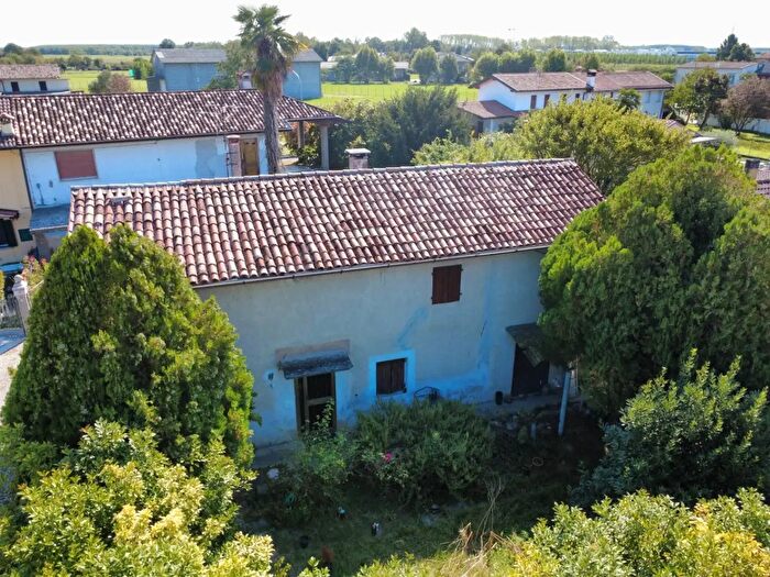Casa con 5 locali in vendita in Via Vat, Pocenia