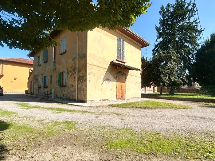 Casa quadrilocale in vendita in Via Provinciale Superiore, Molinella
