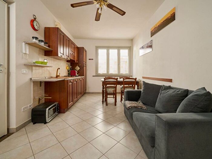 Appartamento trilocale in affitto in Via Norma Pratelli Parenti, Centro, Follonica