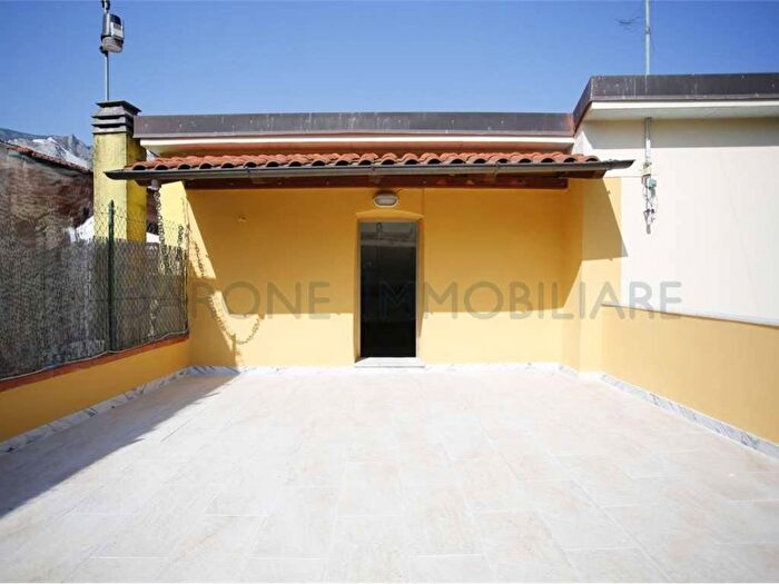 Appartamento con 5 locali in vendita in Via tarnone, Miseglia Bedizzano Codena, Carrara