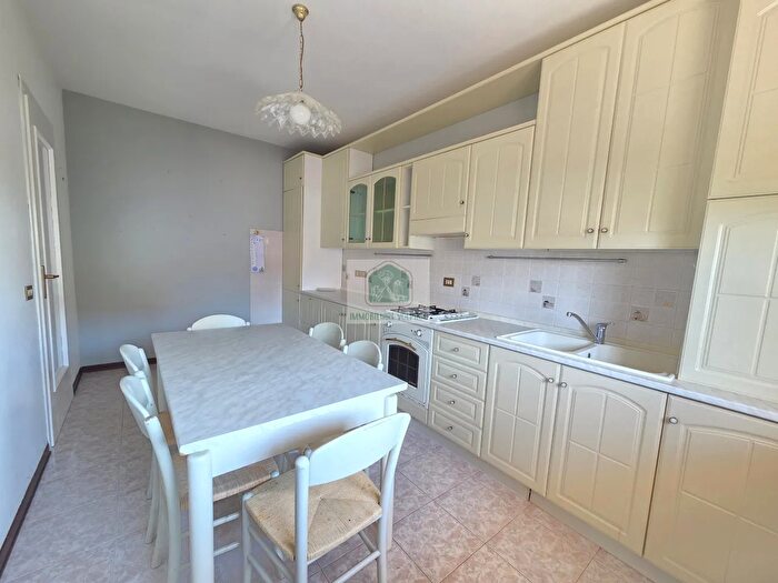 Appartamento trilocale in vendita in Volpago del Montello Via Schiavonesca Nuova, Volpago Del Montello