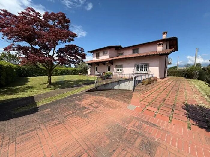 Casa con 5 locali in vendita in Via San Zenone, Treviolo