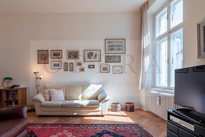 Appartamento quadrilocale in vendita in Via Cassa di Risparmio, Bolzano