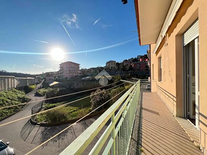 Appartamento bilocale in vendita in Via Guglielmo Marconi, Arenzano