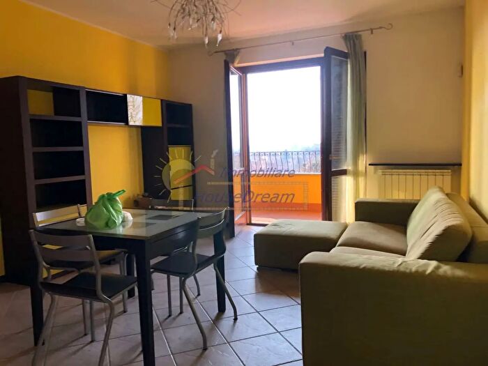 Appartamento quadrilocale in affitto in Castelletto Sopra Ticino
