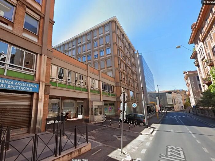 Appartamento bilocale in vendita in Via Nizza, Roma