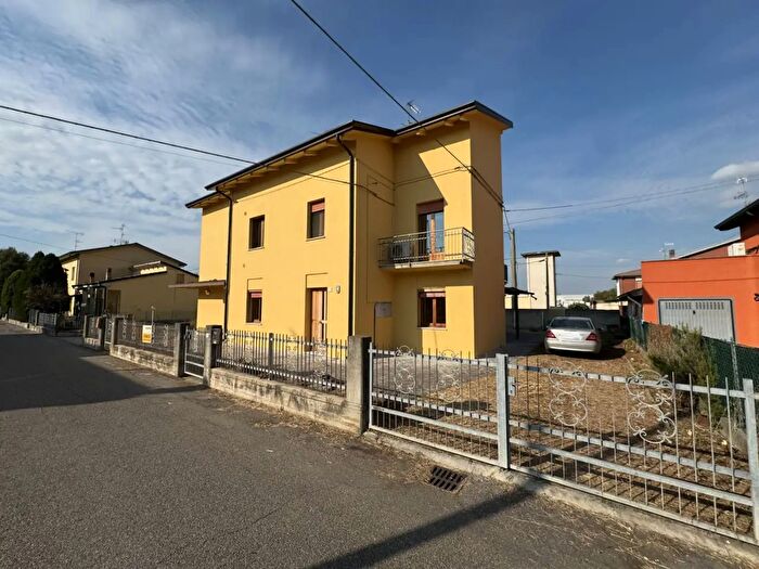 Appartamento con 5 locali in vendita in Finale Emilia