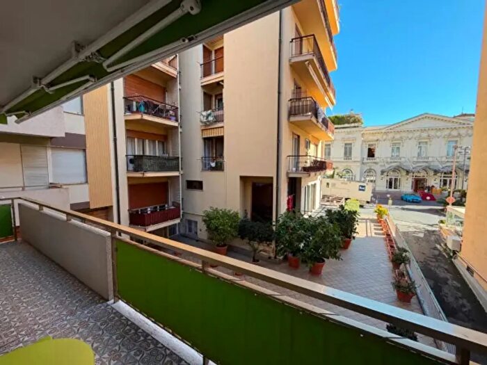 Appartamento trilocale in vendita in Corso degli Inglesi, Sanremo