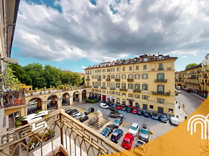 Appartamento con 5 locali in vendita in Via XX Settembre, Torino
