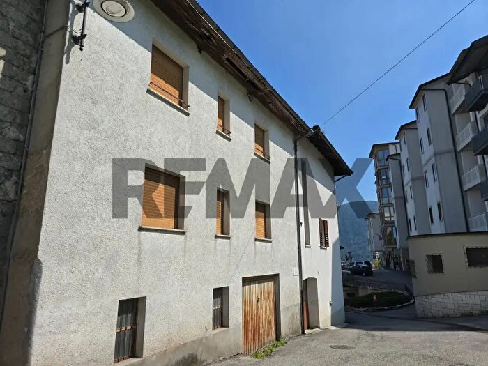 Appartamento bilocale in vendita in Lamon