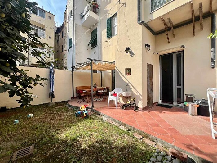 Appartamento trilocale in vendita in Livorno