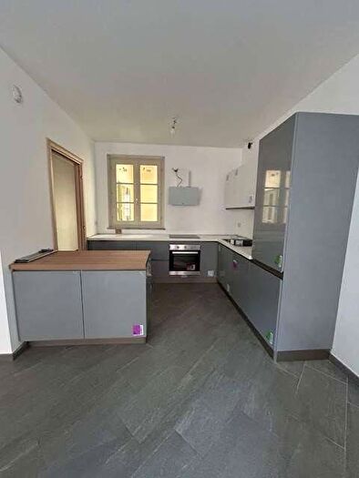 Appartamento trilocale in affitto in VIA LEOPARDI, Centro, Varese