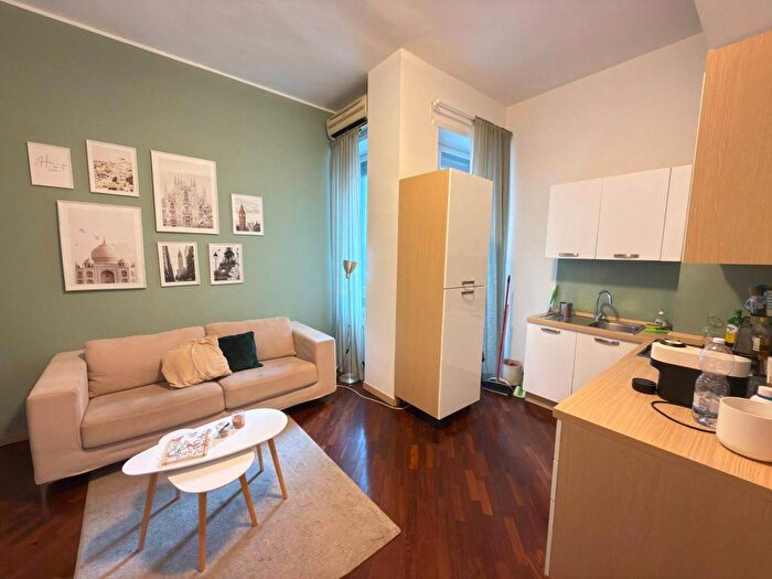 Appartamento bilocale in affitto in Corso di Porta Vittoria, Guastalla, Milano