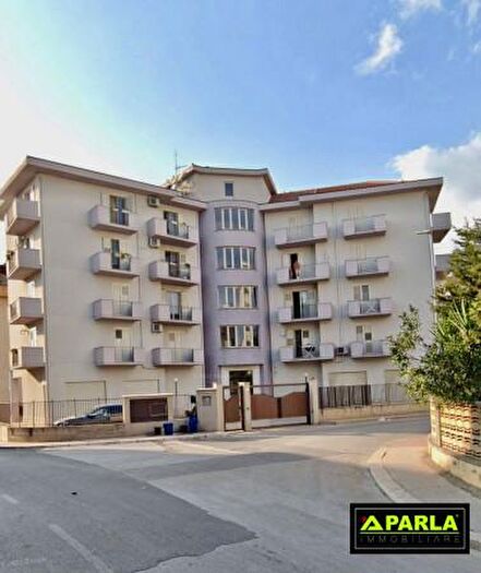 Appartamento con 5 locali in vendita in Via Fasci Siciliani, Canicatti