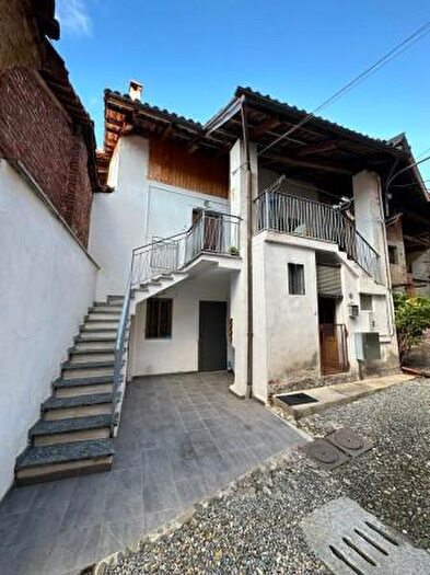 Casa quadrilocale in vendita in Via Fecia di Cossato, Cossato