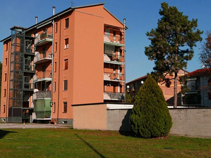 Appartamento bilocale in affitto in Via Filippo Turati, Centro, Lainate