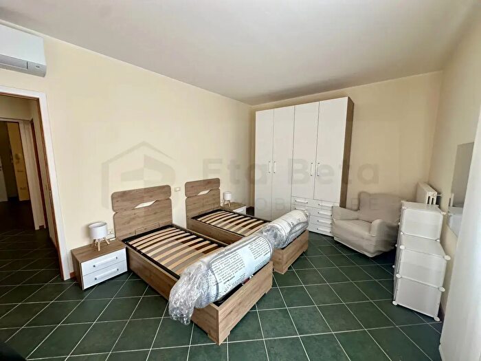 Appartamento trilocale in affitto in Via Annibale da Bassano, Padova