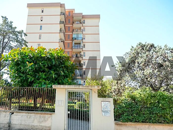 Appartamento quadrilocale in vendita in Via Colonnello Lorenzo d'Avanzo, Bari
