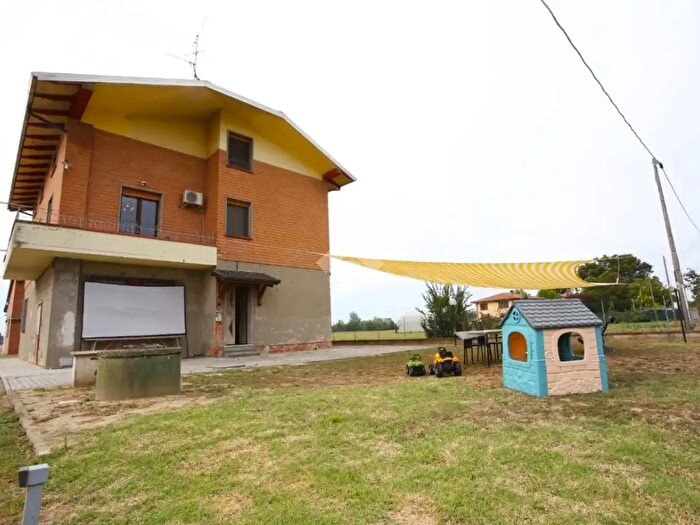 Casa con 9 locali in vendita in Via Fornace, Calderara Di Reno