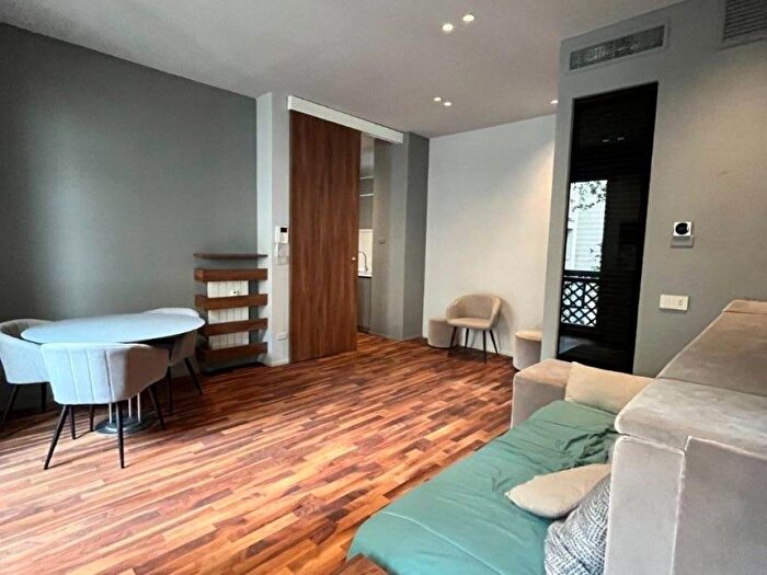 Appartamento monolocale in affitto in Via Broletto, Duomo, Milano