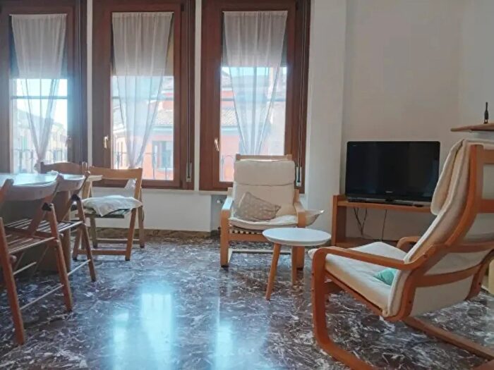 Appartamento con 5 locali in vendita in Ferrara