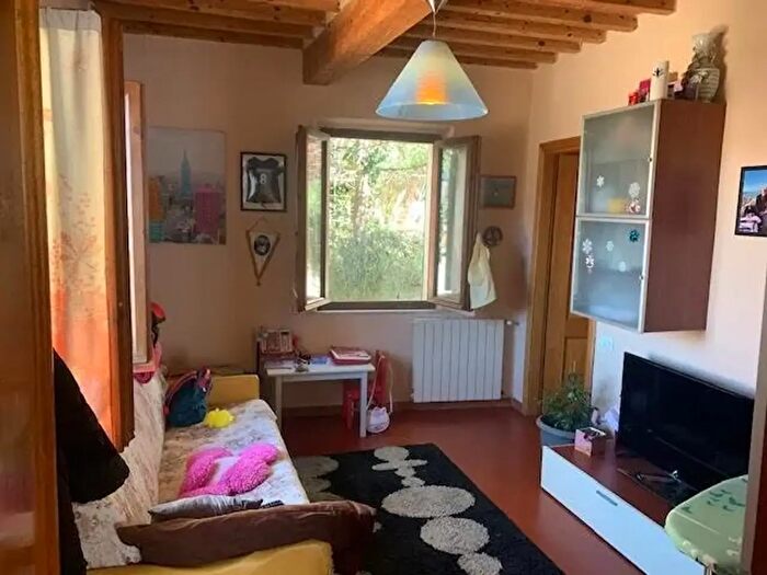 Appartamento con 5 locali in vendita in Calci