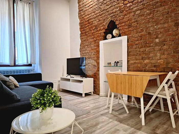 Appartamento bilocale in affitto in Via Lepontina, Milano