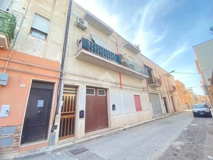 Appartamento bilocale in vendita in Via Rocco Pirri, Mazara Del Vallo