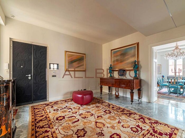 Casa con 6 locali in affitto in Via Domenico Chelini, Euclide, Roma
