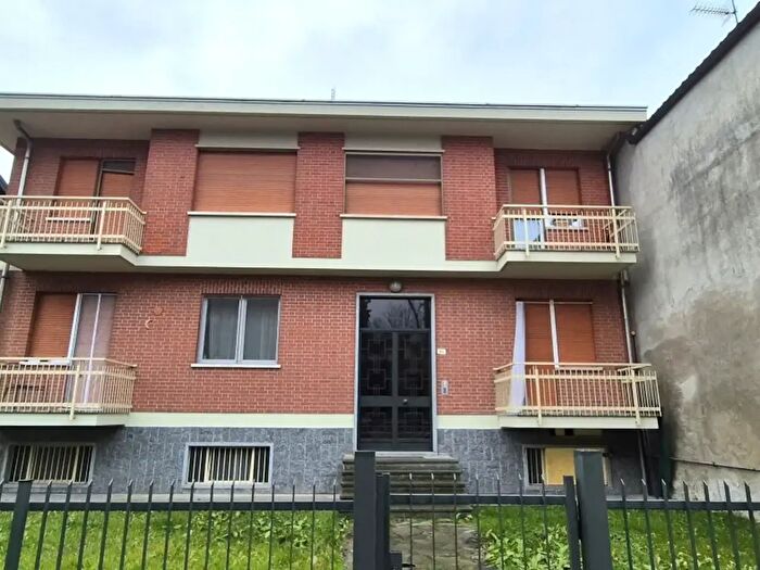 Appartamento trilocale in affitto in Via Chivasso, San Sebastiano Da Po