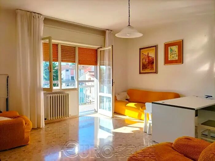 Appartamento con 5 locali in vendita in Via Roma, Umbertide