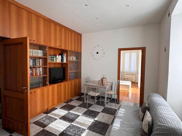 Appartamento con 5 locali in affitto in Via Caterina Rossi, Sestri Ponente, Genova