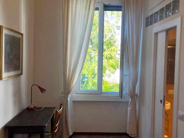 Appartamento trilocale in affitto in Via Orti, Quadronno Crocetta, Milano