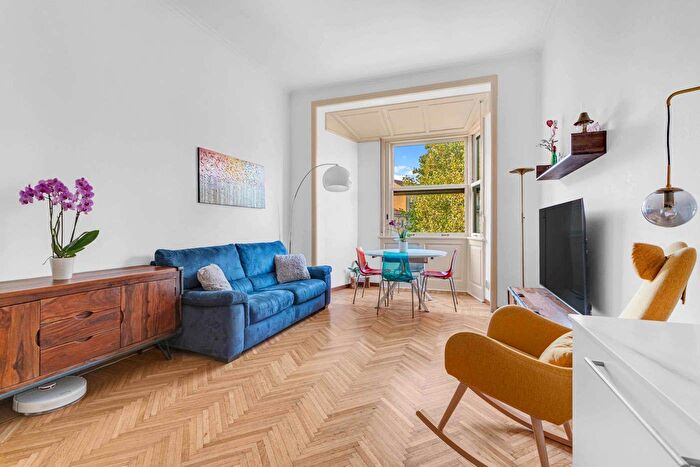 Appartamento trilocale in vendita in Via Washington, Milano