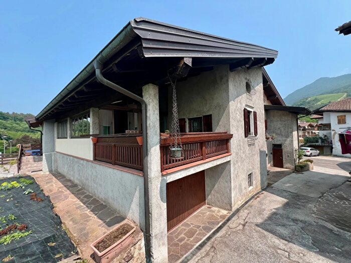 Casa in vendita in Piazza T Sontacchi, Trento